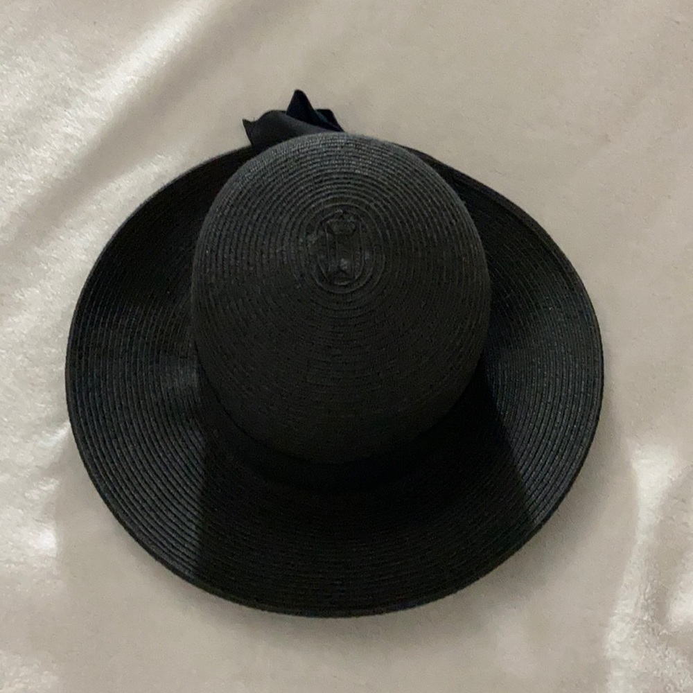 Scala Colleezoine hat. Black